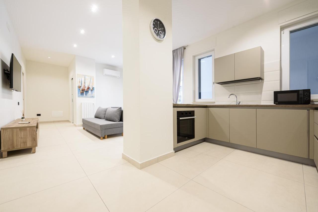 Via Niccolo Tommaseo 4 - Appartamento 3 那不勒斯 外观 照片